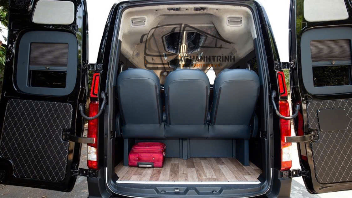 khoan hanh ly xe limousine ford transit