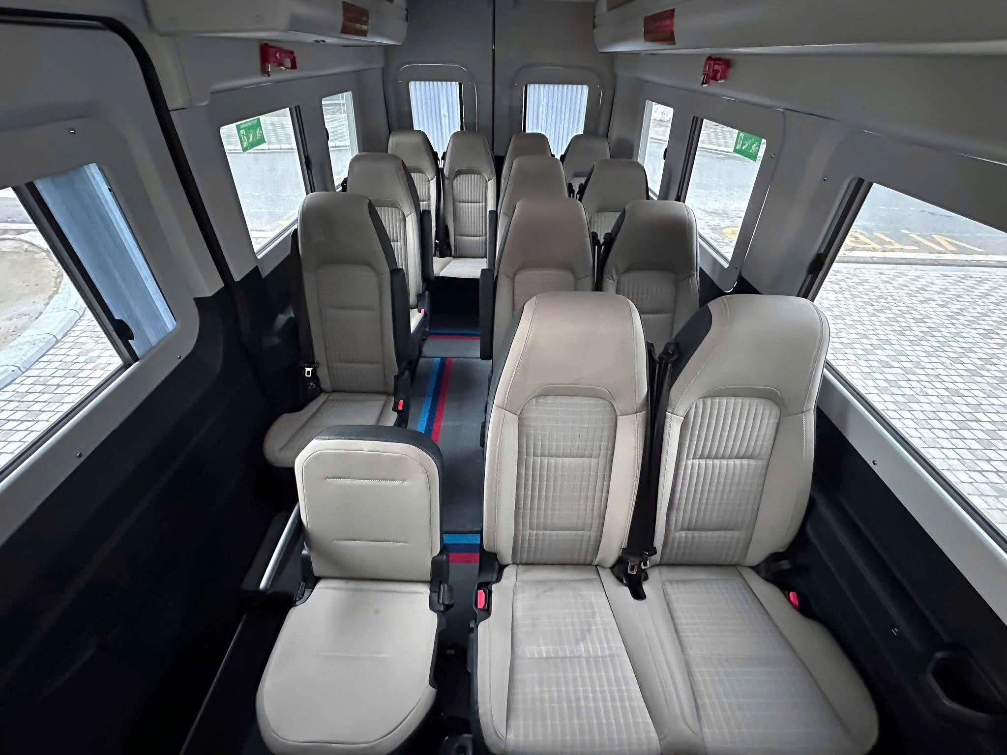 noi tha xe 16 cho ford transit