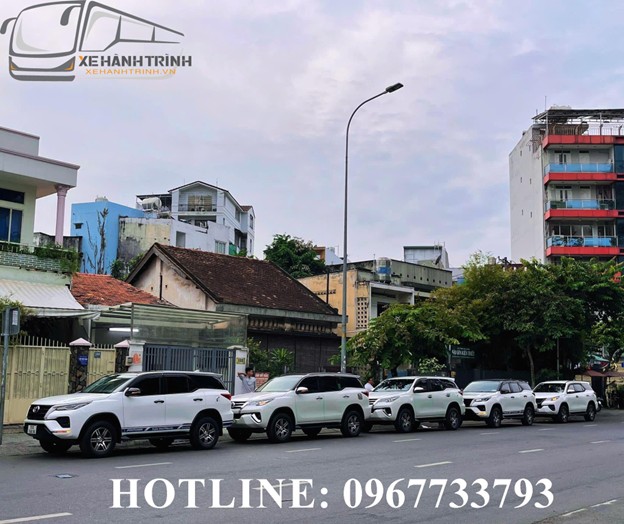 thue xe 7 cho toyota fortuner
