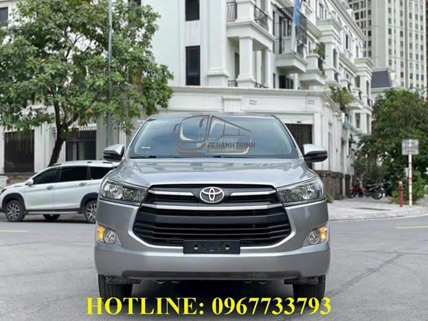 thue-xe-toyota-innova-1
